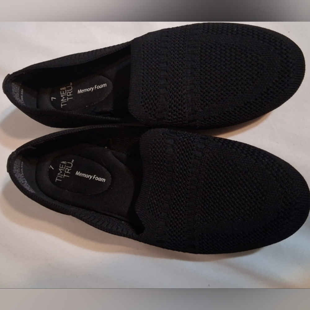 Time and Tru Black Knit Loafers, Size 7, Memory Foam Comfort Flats